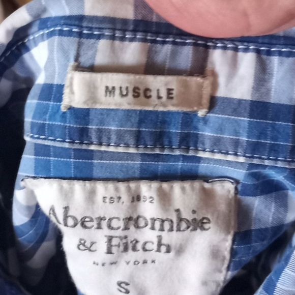 Abercrombie & Fitch long sleeve button down size S. - Picture 6 of 11